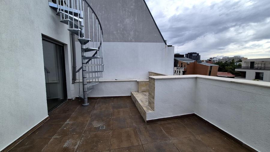 Apartament cu 2 camere semidecomandat în Polonă