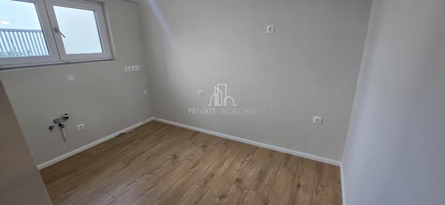 Apartament cu 3 camere decomandat în 7 Noiembrie