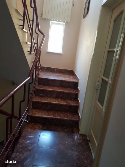 Casă cu 4 camere în Exercițiu