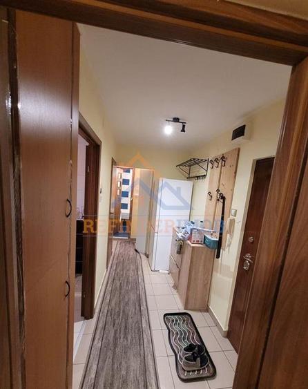 Apartament cu 2 camere decomandat, mobilat în Fizicienilor