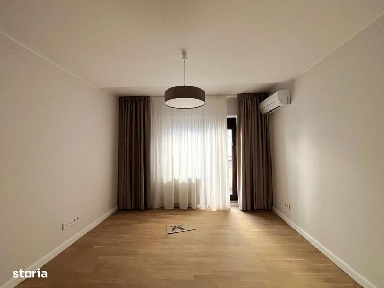 Apartament cu 4 camere în Arcul de Triumf