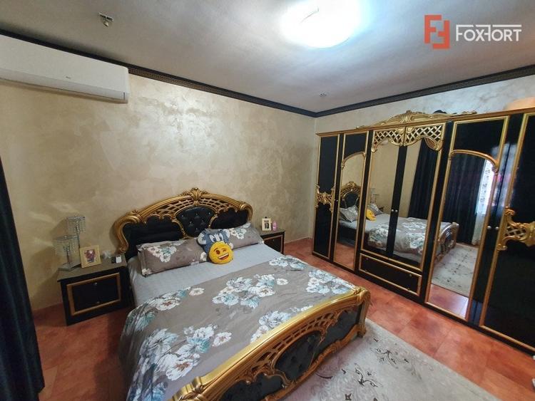 Casă individuală cu 5 camere cu Garaj în Denta