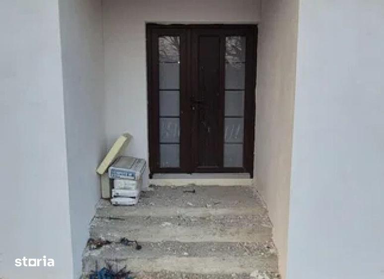 Casă cu 3 camere cu Teren 500 Mp în Ciritei