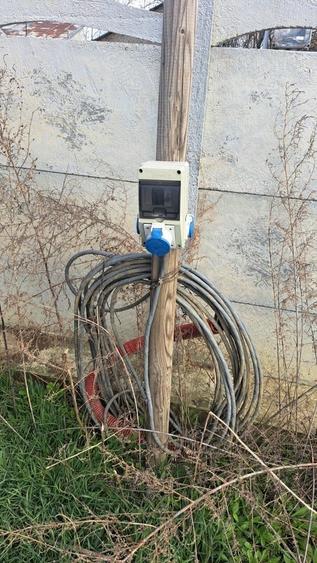 Teren de 1500 mp, în Măxineni