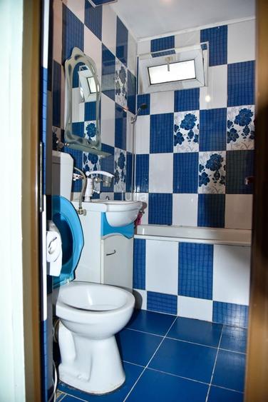 Apartament cu 2 camere semidecomandat în Micro 17