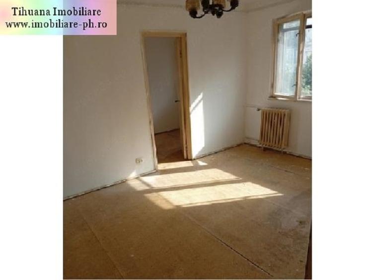 Apartament 3 camere de vanzare : Malu Rosu - 2