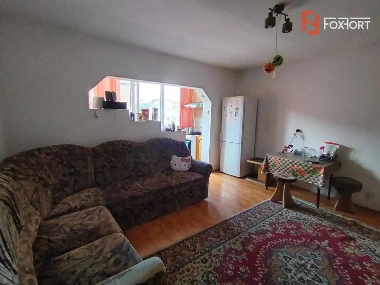 Apartament cu 3 camere în Dâmbovița