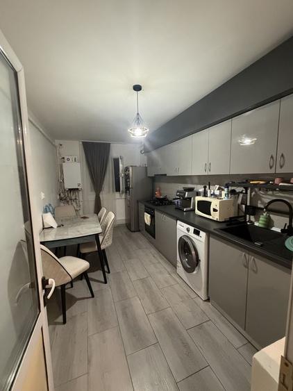 Apartament cu 4 camere în Central