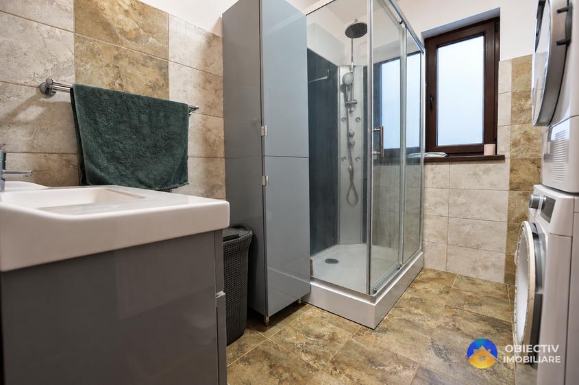 Casă individuală cu 4 camere cu Teren 682 Mp în Dobreni