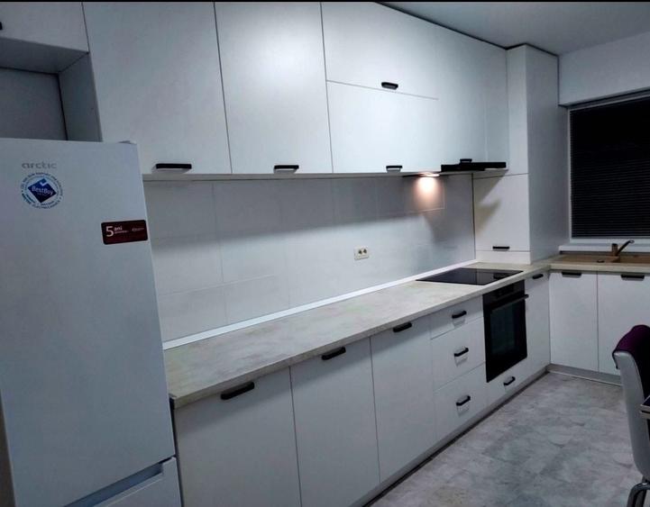 Apartament cu 2 camere decomandat în Exterior Vest