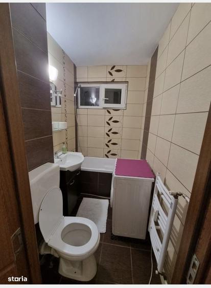 Garsonieră în Titan