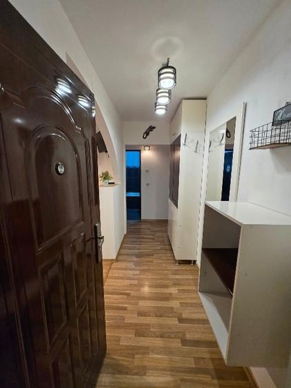 Apartament cu 2 camere decomandat în Lipovei