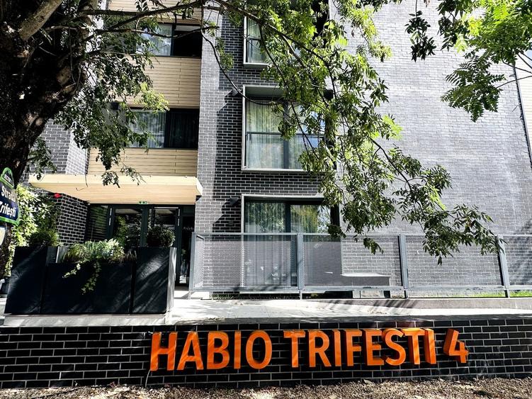 Apartament cu 3 camere decomandat, mobilat în Aviației