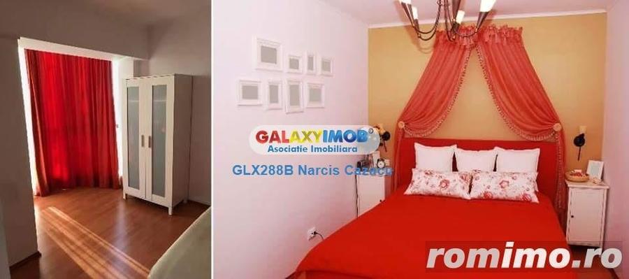 Apartament cu 3 camere decomandat în Baicului