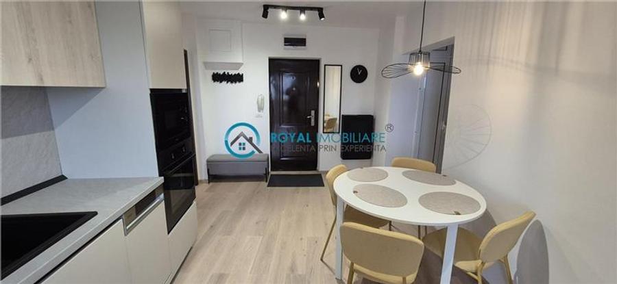 Apartament cu 2 camere decomandat, mobilat în Republicii