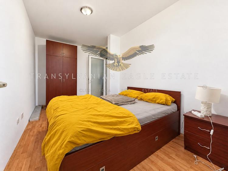 Apartament cu 2 camere semidecomandat, mobilat în Central