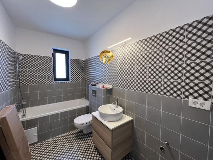 Casă individuală cu 5 camere cu Teren 530 Mp în Otopeni