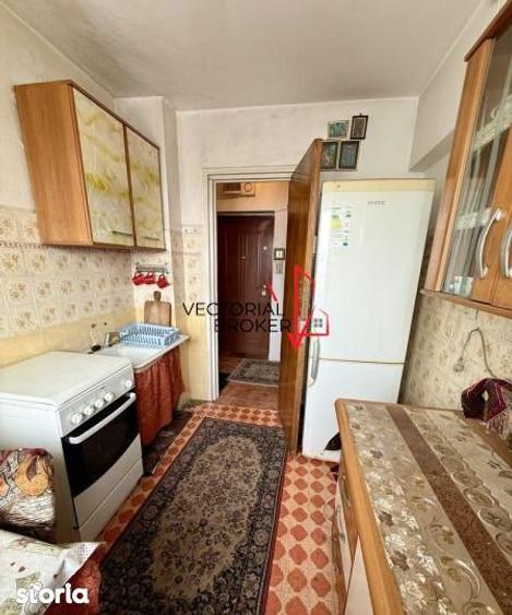 Apartament cu 2 camere semidecomandat în Dristor