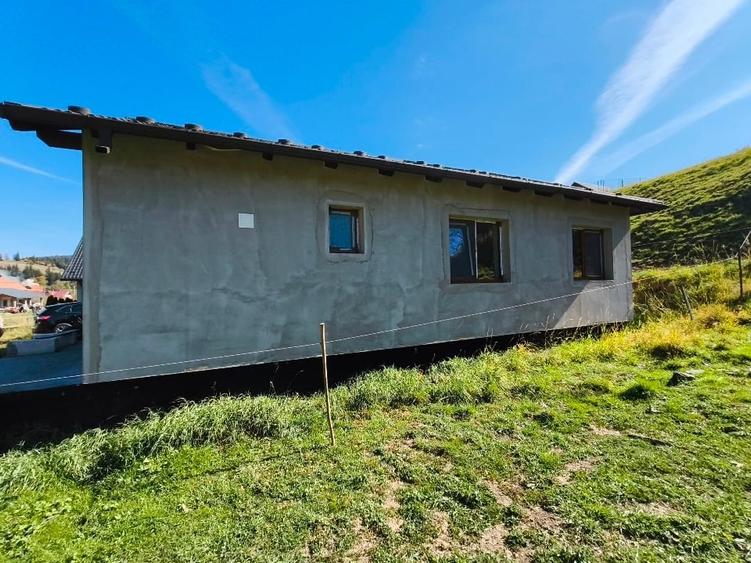 Casă individuală cu 4 camere cu Teren 500 Mp în Exterior Nord