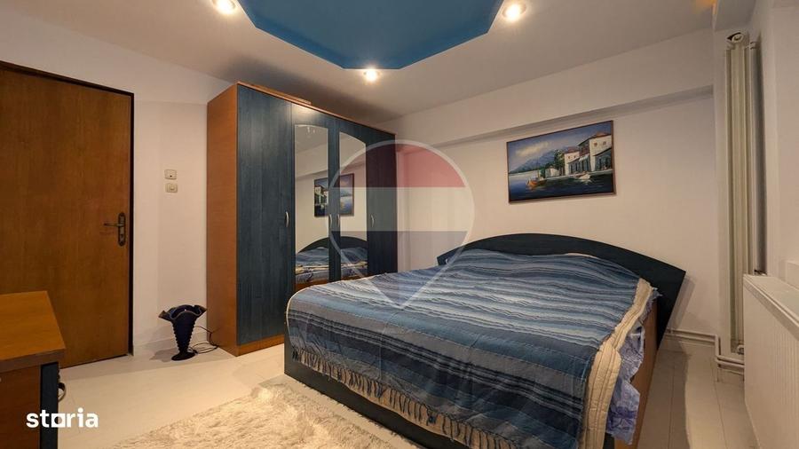 Apartament cu 3 camere decomandat, mobilat în P-ța Alba Iulia