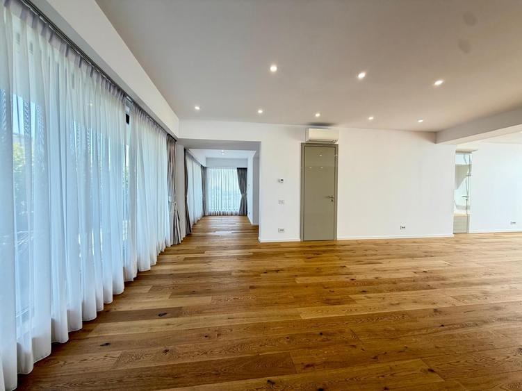 Penthouse | Romana - Eminescu | 3BR | Terasa | Mobilare la Cerere | Parcare - 3