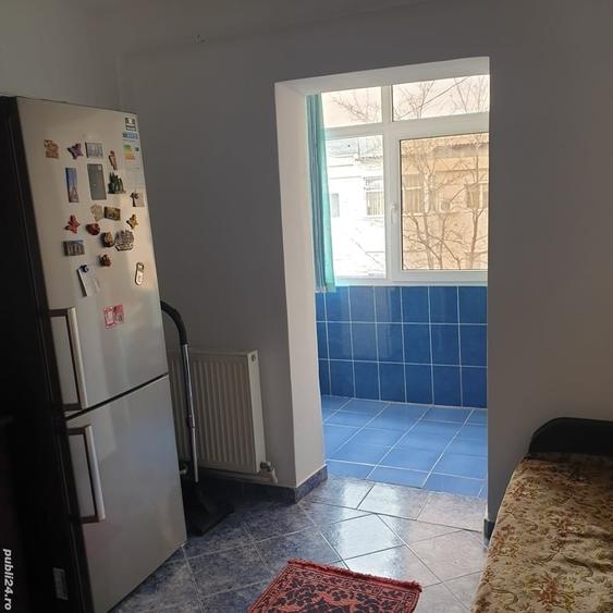 Apartament cu 2 camere decomandat, mobilat în Buzaului
