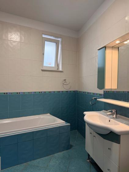 Apartament cu 3 camere decomandat, mobilat în Floreasca