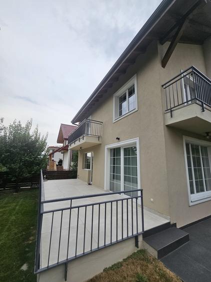 Casă individuală cu 5 camere cu Canalizare în Gruia