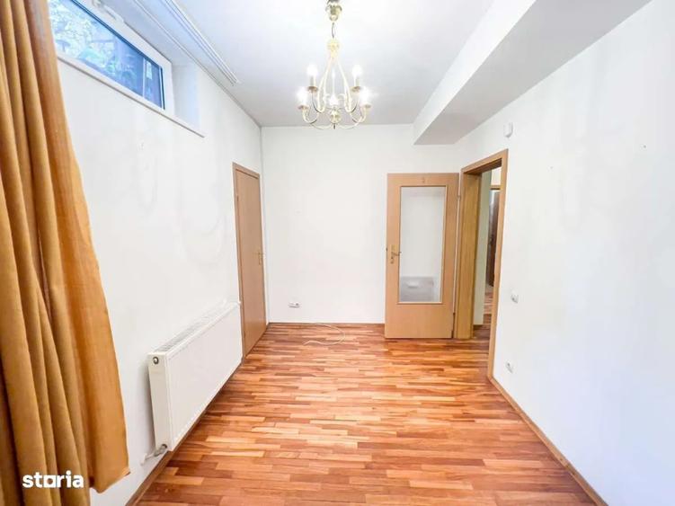 Apartament cu 5 camere semidecomandat, mobilat în Aviatorilor