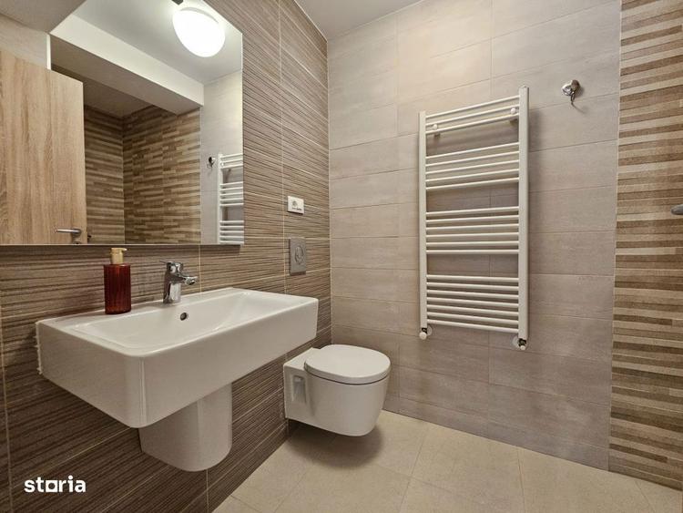 Apartament cu 3 camere, mobilat în Tractorul