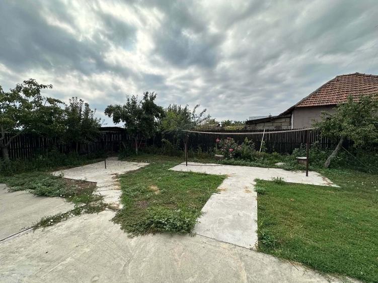 Casă cu 2 camere în Tufeni