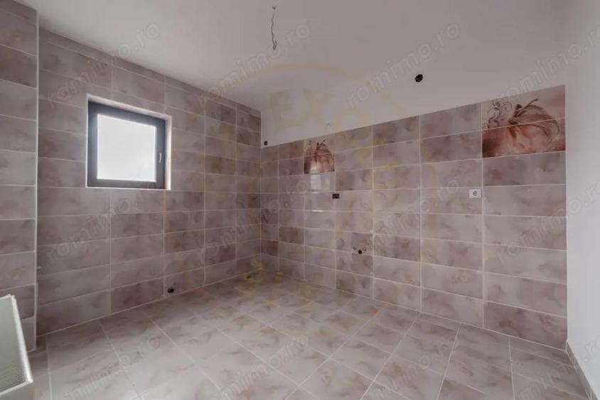 Casă cu Teren 663 Mp în Izvorani