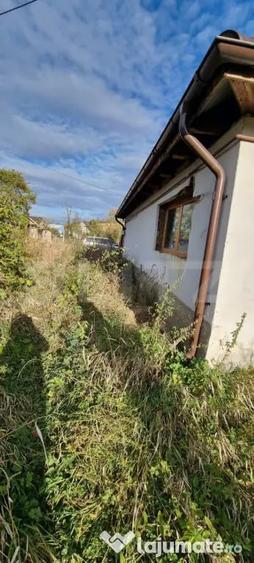 Casă cu 2 camere cu Teren 3267 Mp în Tău