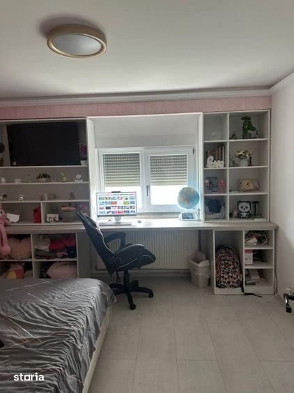 Apartament cu 3 camere decomandat în 1 Mai