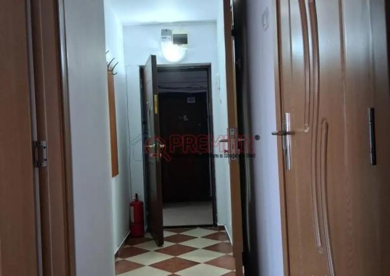 Garsonieră decomandată, mobilată în Cantemir