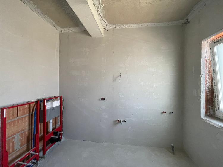 Duplex cu 4 camere cu Canalizare în Dumbrăvița