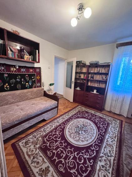 Apartament cu 3 camere decomandat în Mănăștur — fotografia 2