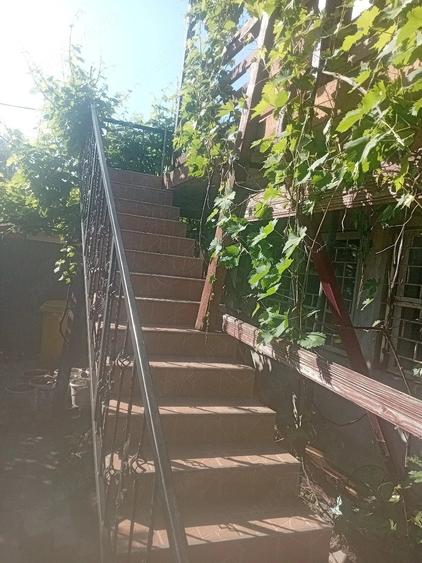 Casă cu 2 camere cu Teren 200 Mp în Ferentari