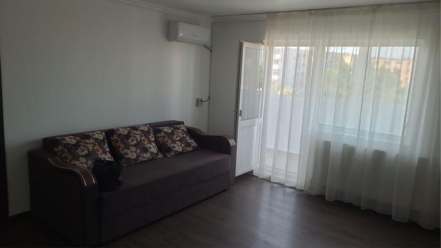 Apartament cu 2 camere semidecomandat în Lacu