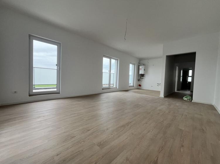 Apartament cu 2 camere decomandat în Torontalului — fotografia 1