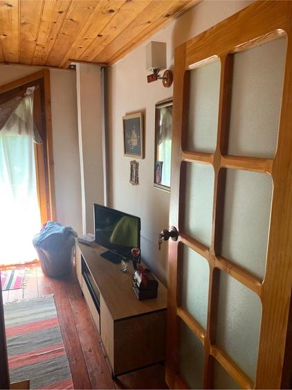 Casă cu 7 camere cu Teren 300 Mp în Lepșa