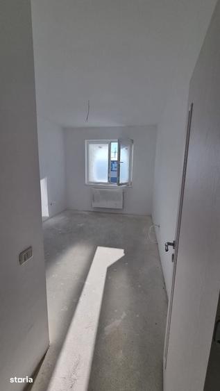 Apartament cu 3 camere decomandat în Militari