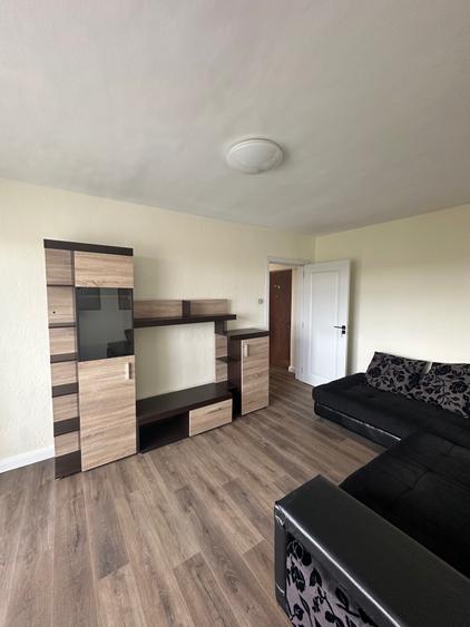 Apartament cu 2 camere decomandat în Nufărul