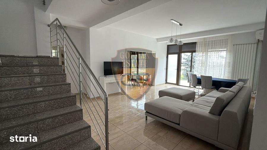 Casă cu 5 camere cu Teren 500 Mp în Agigea