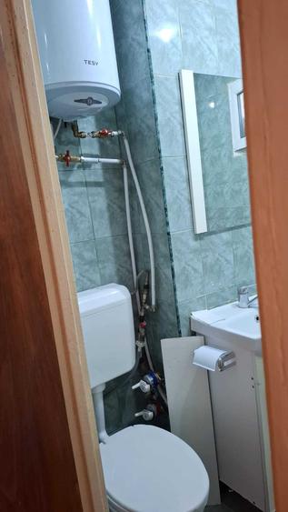Apartament cu 2 camere semidecomandat în Teiul Doamnei