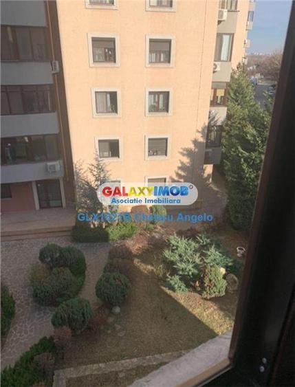 Apartament cu 5 camere decomandat, mobilat în Central