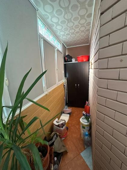 Apartament cu 2 camere semidecomandat, mobilat în 1 Mai