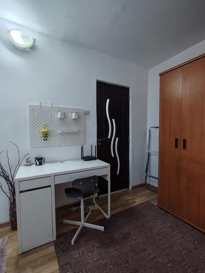 Garsonieră semidecomandată, mobilată în Decebal