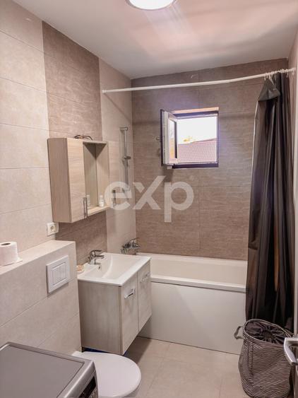 Apartament cu 2 camere decomandat, mobilat în Trivale
