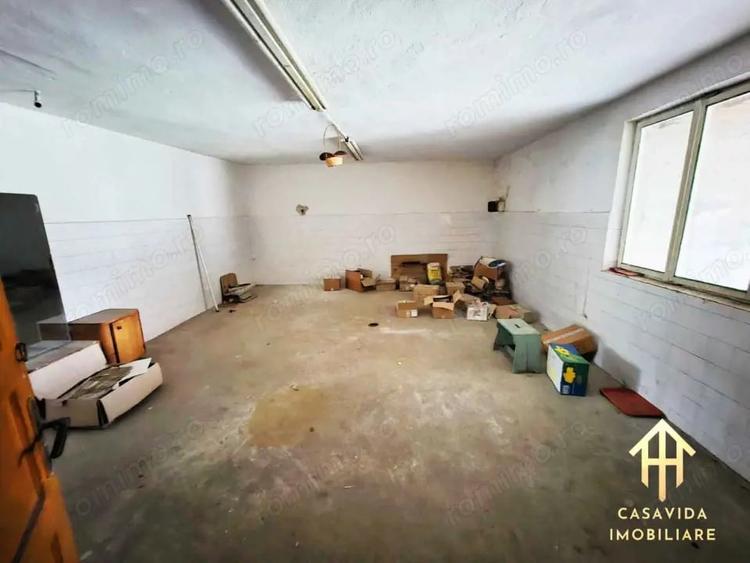 Casă cu 8 camere cu Teren 430 Mp în Central